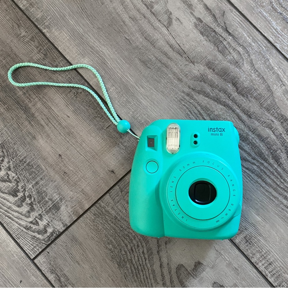 Fujifilm Instax Mini 8 Teal Film Camera With Free Carrying Case